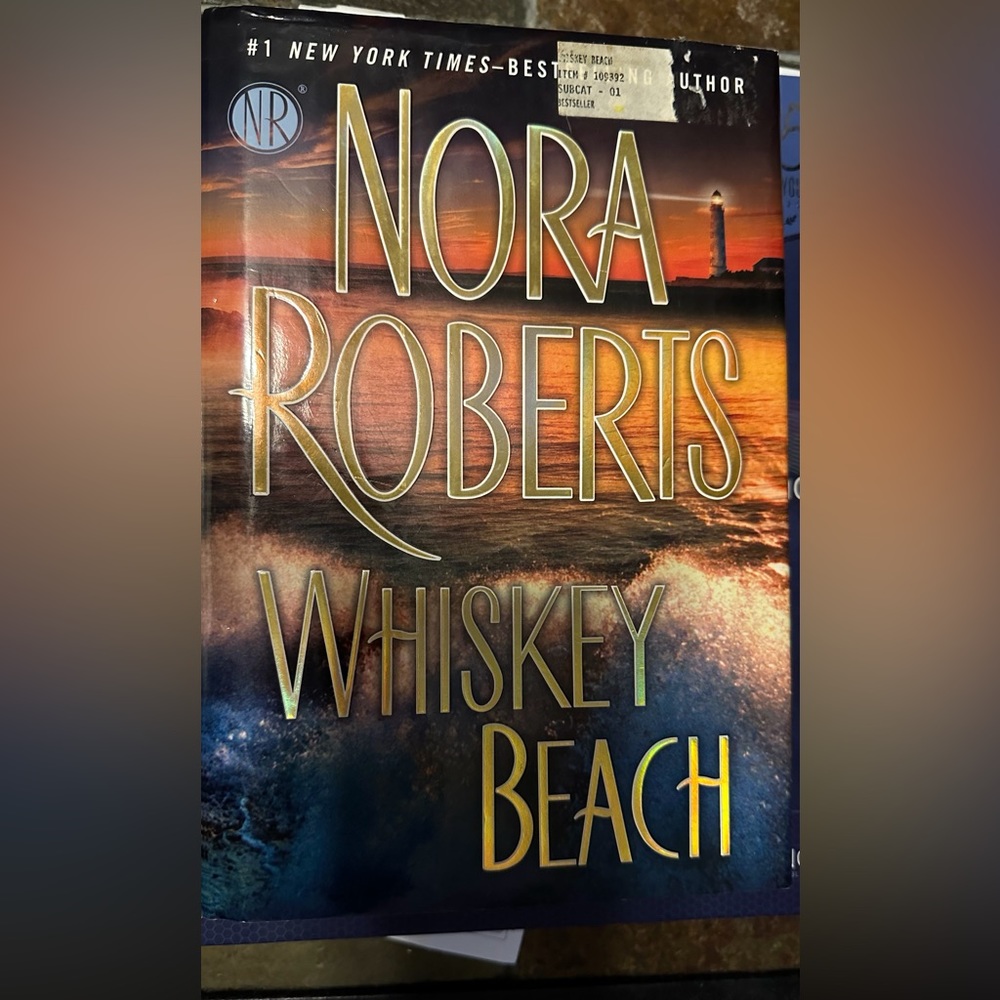 Nora Roberts Whiskey Beach Hard Back